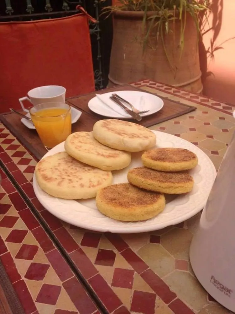 Riad La Perle De Marrakech Marrakesh 4*,